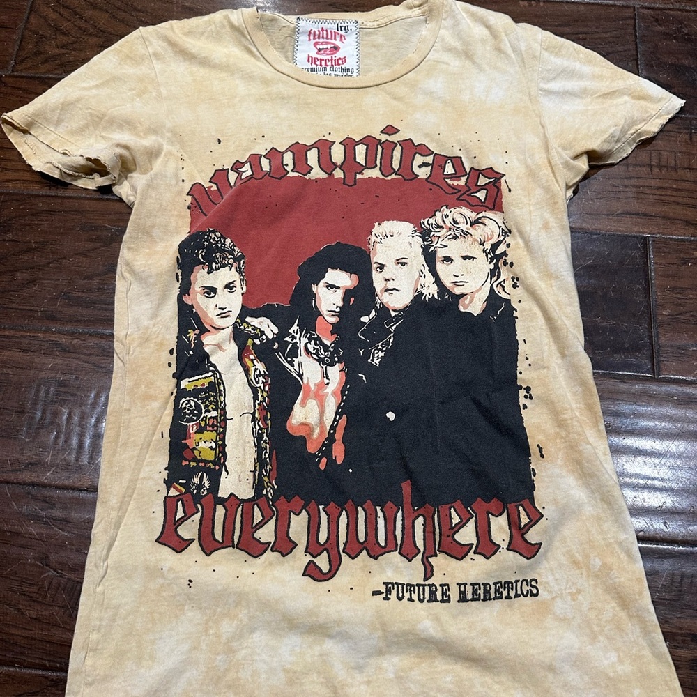 Future Heretics Vampires Everywhere Tee - Cream with‎ Red and Black Print